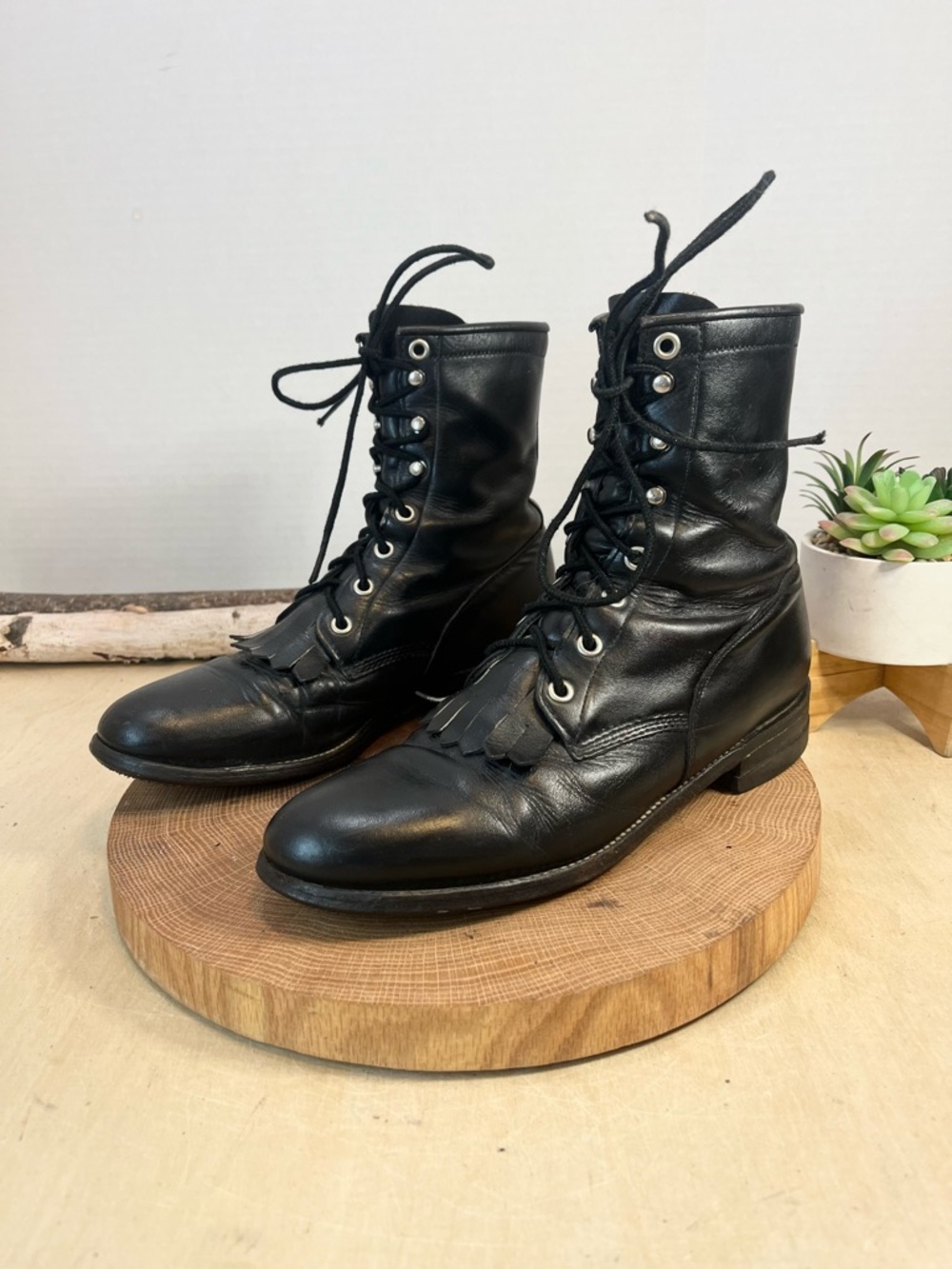 Justin Boots | Ropers Lace-R Kiltie Boots L506 Size 7.5B